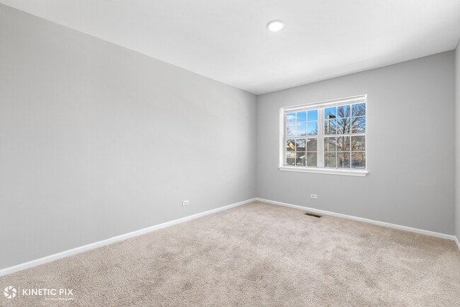 Building Photo - 313 Cromwell Ct