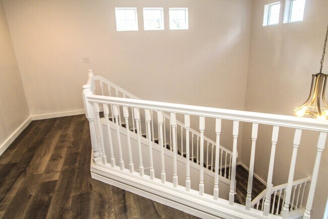 Building Photo - COMING SOON! Beautiful and modern two stor...