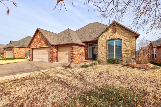 Building Photo - 4 Bedroom South Edmond Home For Rent