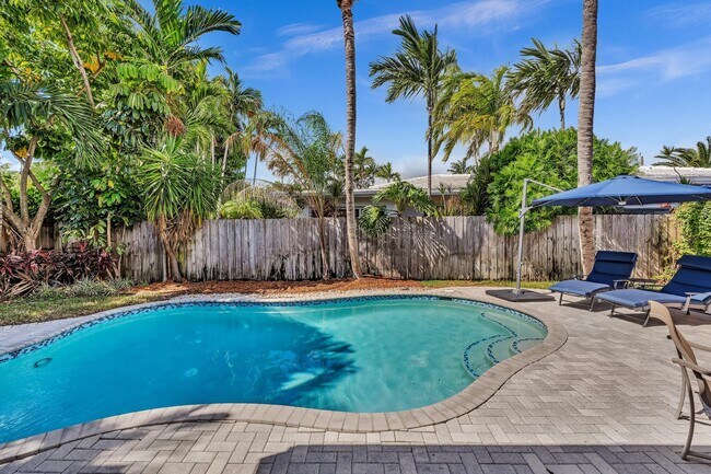 Building Photo - 3204 Beacon St