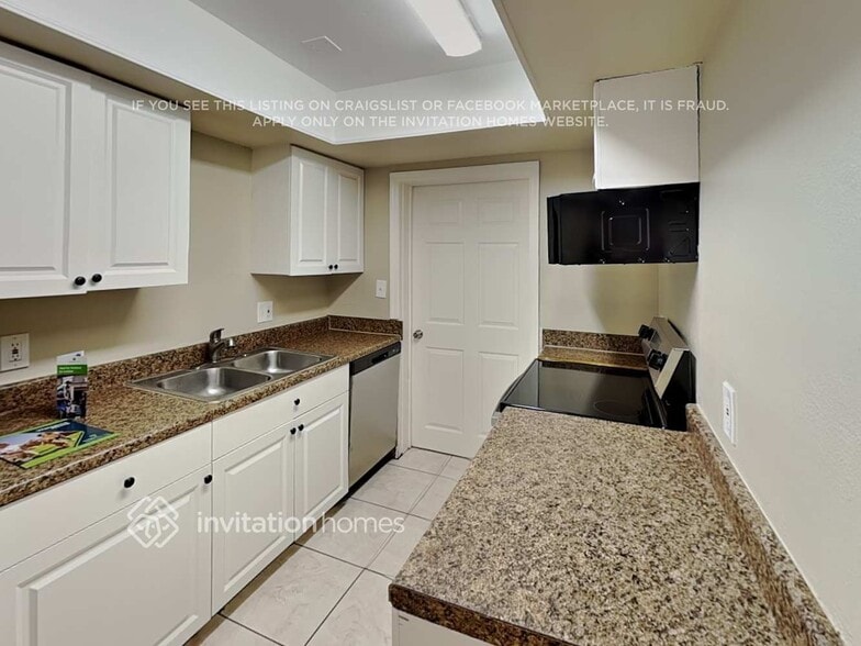 Building Photo - 1357 Boulder Dr