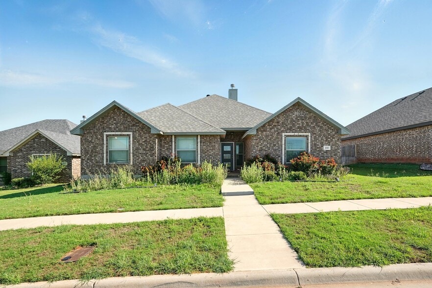 Primary Photo - 4102 Forrest Creek Ct