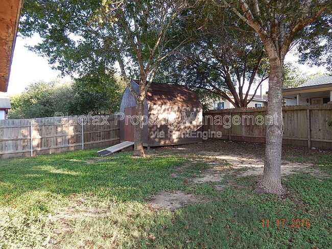 Building Photo - 10482 Tippecanoe