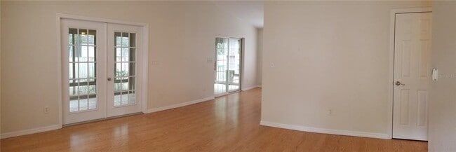 Building Photo - 1221 NW 35th Ave