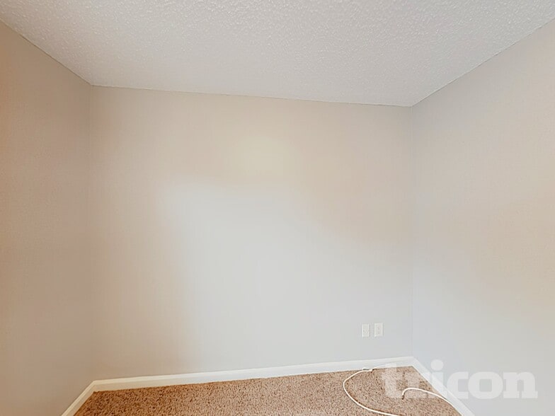 Building Photo - 227 Cheyenne Way