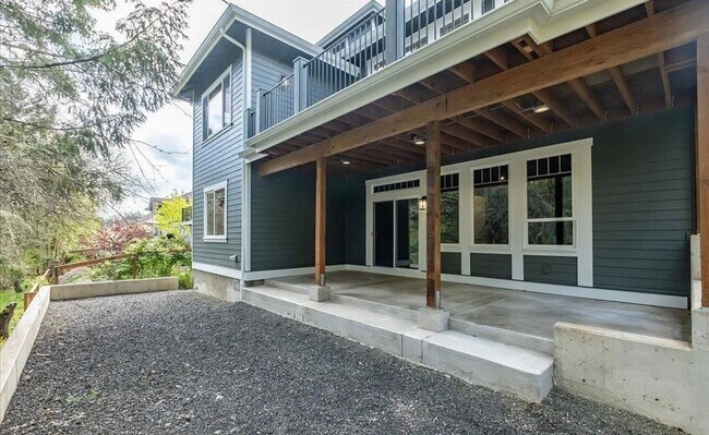 Building Photo - Spacious Custom Built Home in NW Corvallis