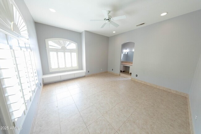 Building Photo - 9210 S 19th Ave