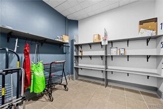 Building Photo - 210 Ellicott St