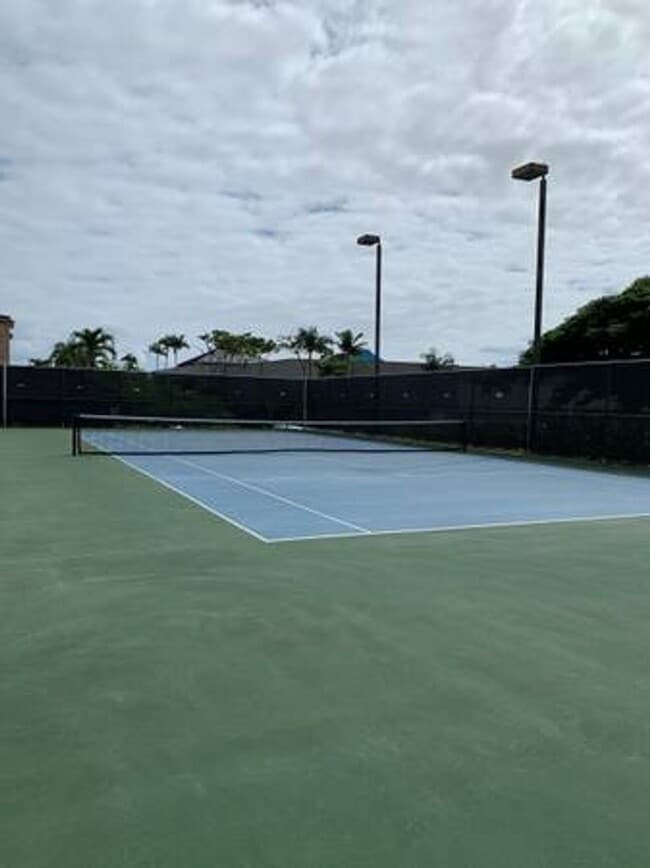Building Photo - Great Location and Great Amenities!
