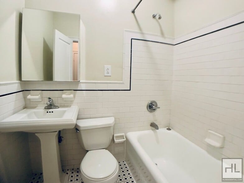 Building Photo - SECOND AVENUE