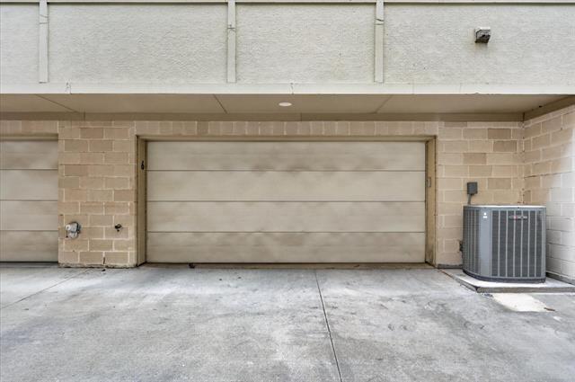 Building Photo - 5618 Lindell Ave