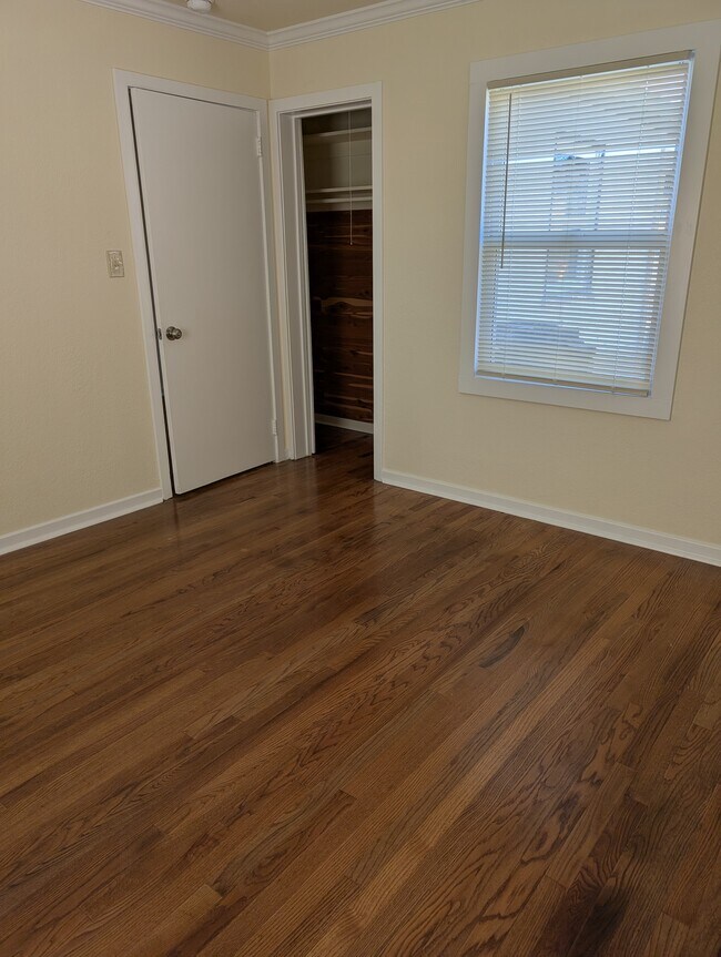 Building Photo - 3785 G St