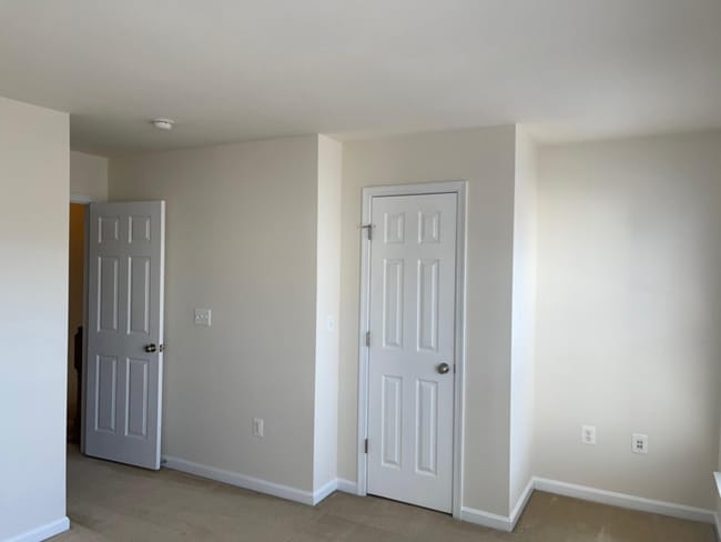 Building Photo - 15592 John Diskin Cir