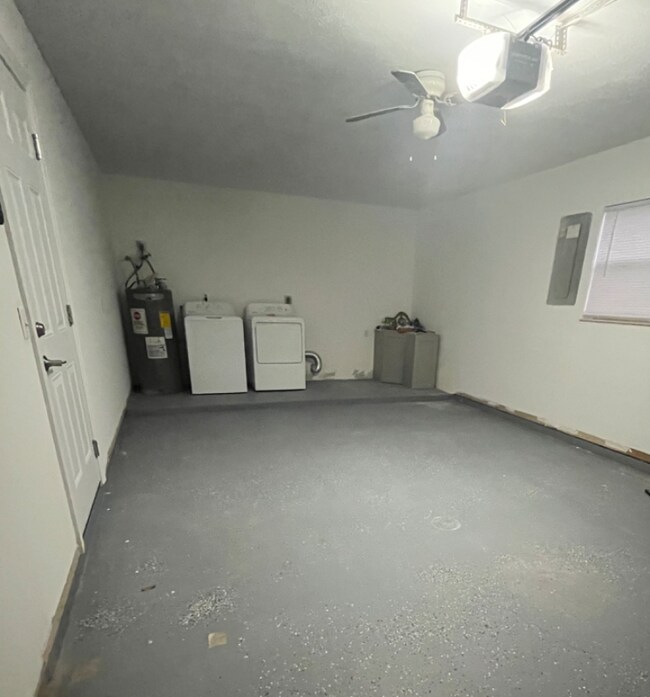 Building Photo - 5304 Seagrape Dr