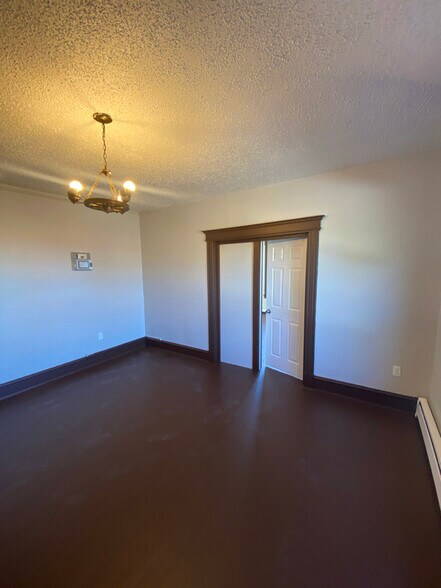 Primary Photo - 844-850-850 Park St