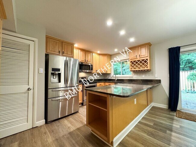 Building Photo - 1476 Greenmont Ct