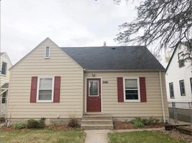 Building Photo - 2841 Dakota Ave S