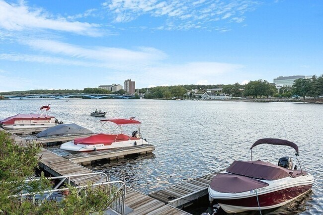 Building Photo - 67 N Quinsigamond Ave