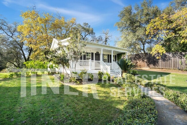 Building Photo - 4516 Sierra View Way