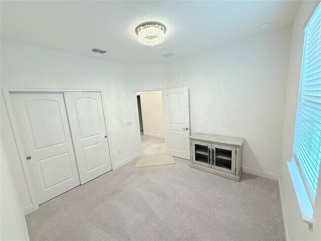 Building Photo - 3112 Oxbow Ct