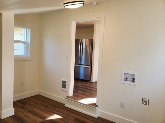 Building Photo - Everything Is Brand New!