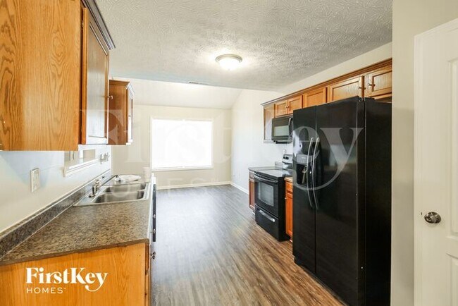 Building Photo - 175 Mills Creek Ln