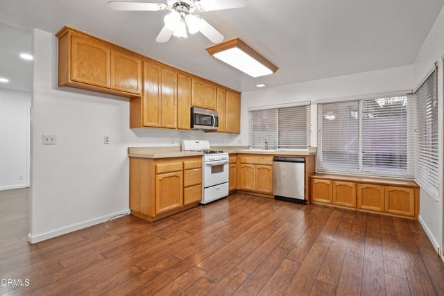 Building Photo - 1047 Village Square