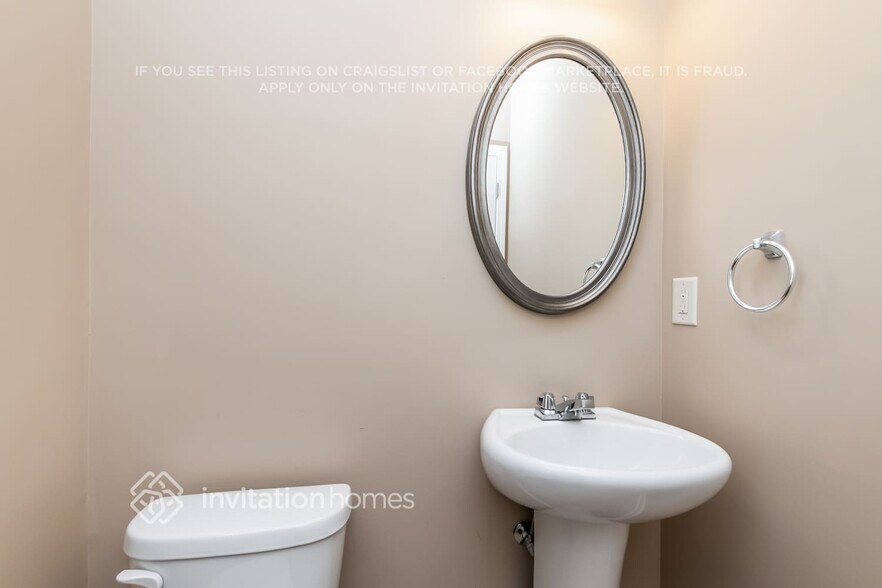 Building Photo - 302 Rippling Dr