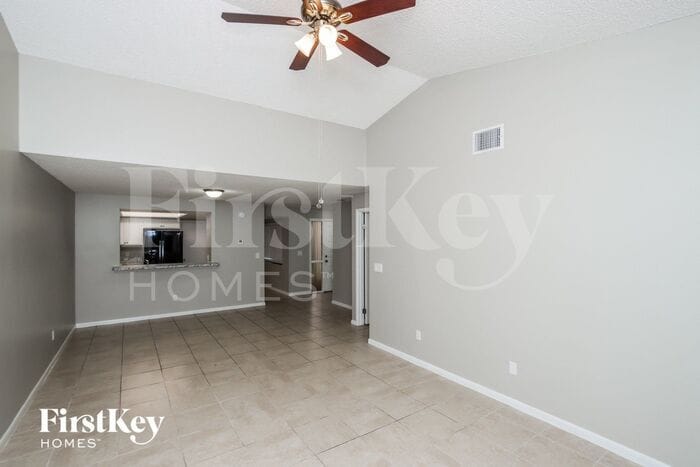 Building Photo - 1739 Goldfinch Ct