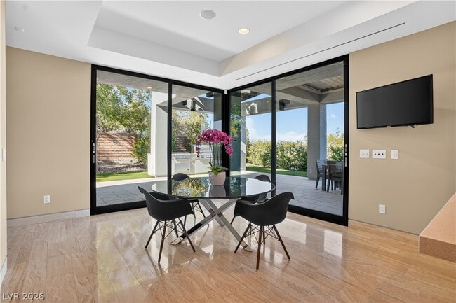 Building Photo - 98 Sun Glow Ln