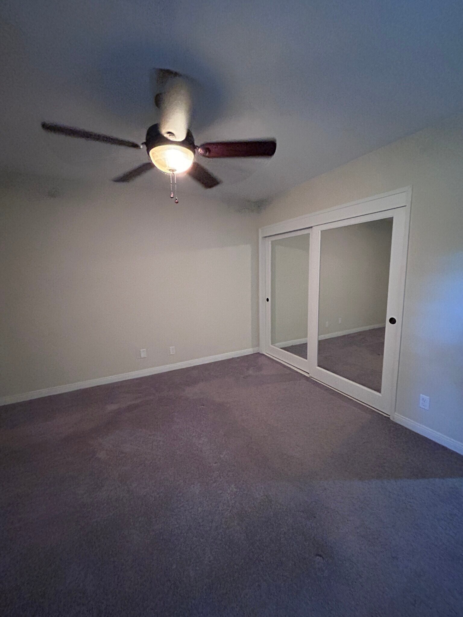 Two bedrooms - 975 S Idaho St