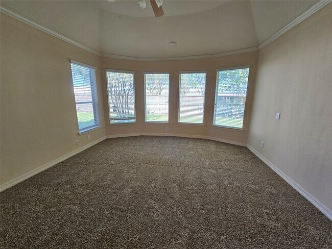 Building Photo - 3218 Waters Edge Dr