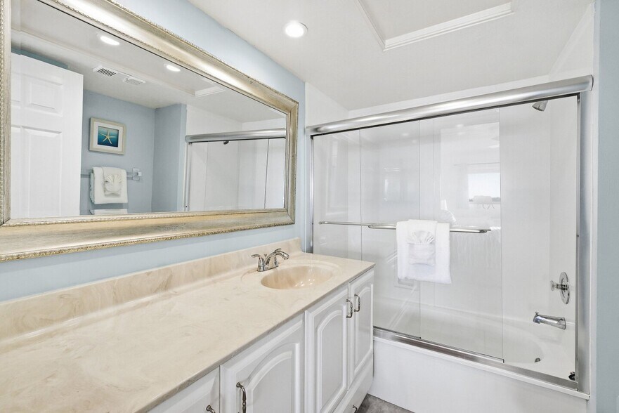 Building Photo - 8350 Estero Blvd