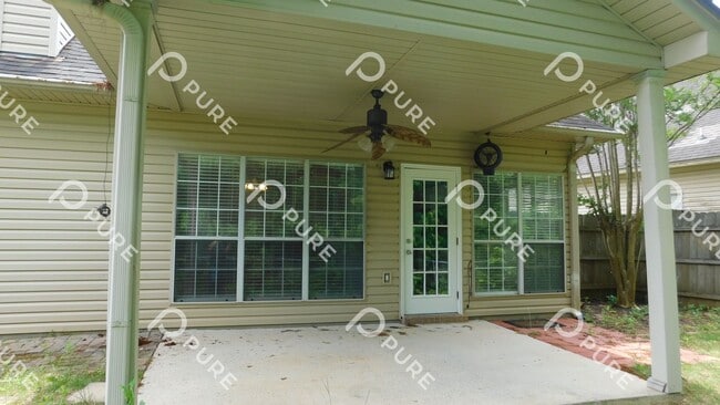 Building Photo - 632 Forest Lakes Dr