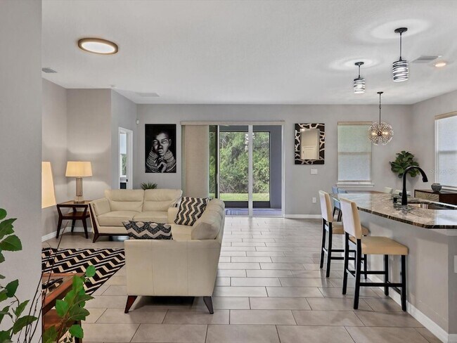 Building Photo - 17605 Cantarina Cove