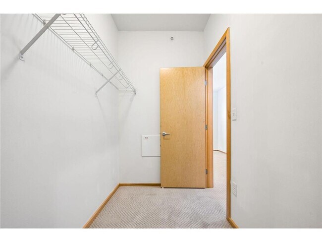 Building Photo - 2818 Aldrich Ave S