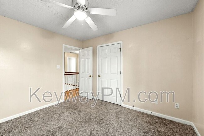 Building Photo - 1063 Waltons Pass