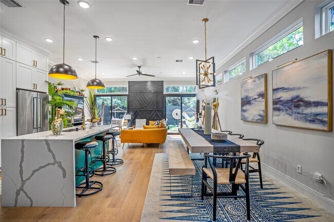 Building Photo - 3802 Buck St