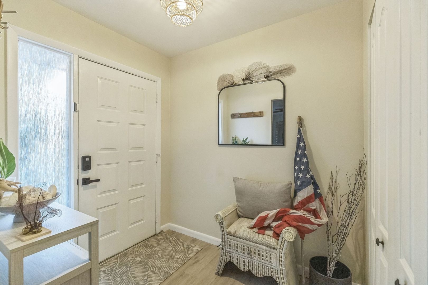 Building Photo - 4093 NW Cinnamon Tree Cir