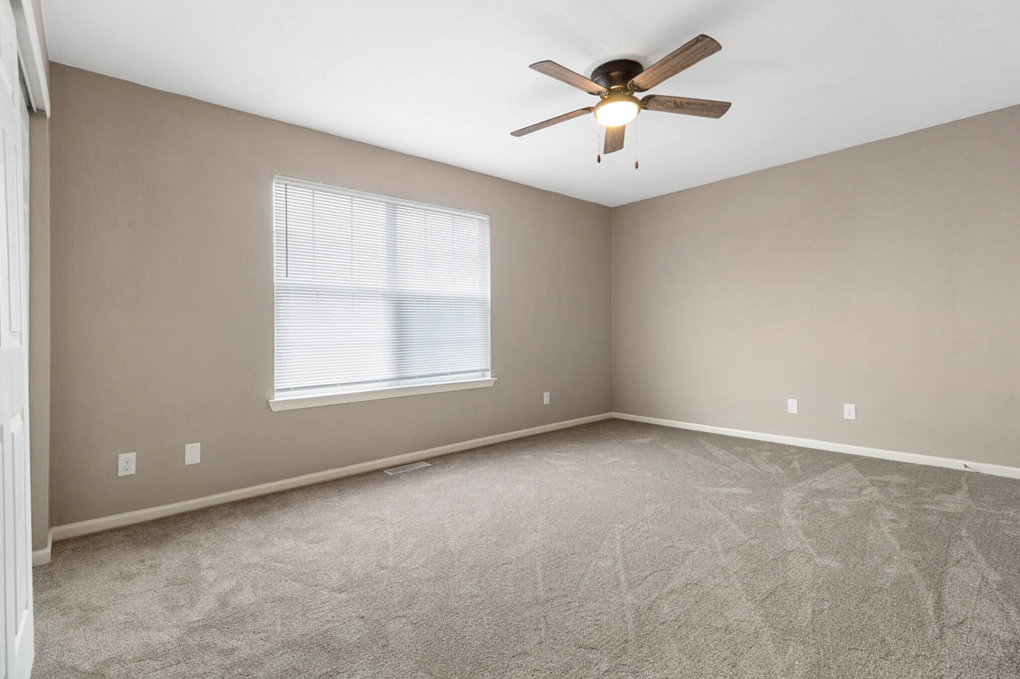 Building Photo - 1506 Cornerstone Ct