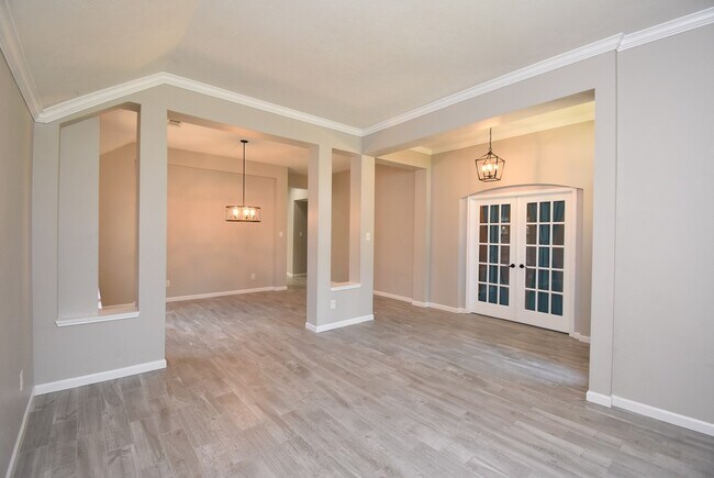 Building Photo - 23122 Beech Canyon Dr