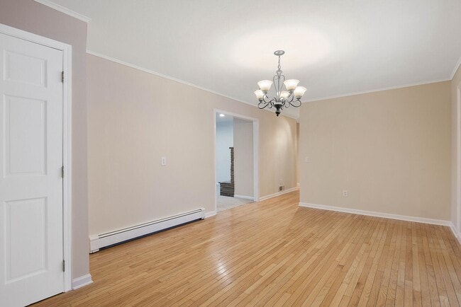 Building Photo - 4489 Pompey Center Rd