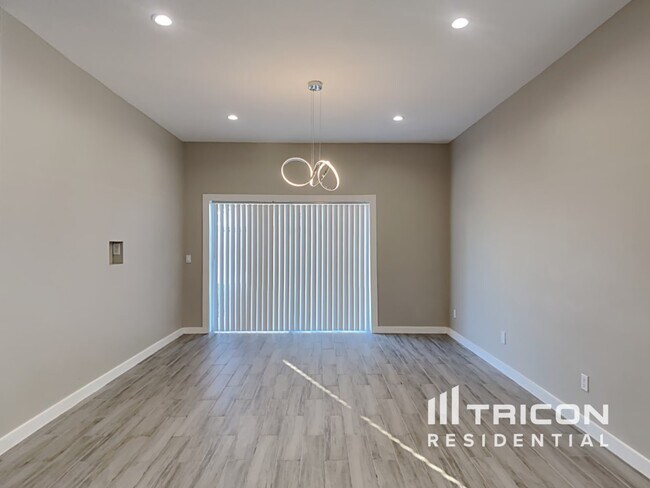 Building Photo - 6807 Exeter Park Place Apollo Beach FL