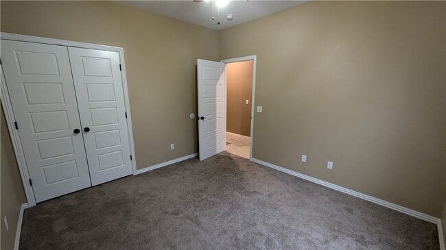 Building Photo - 1202 Christian Ave