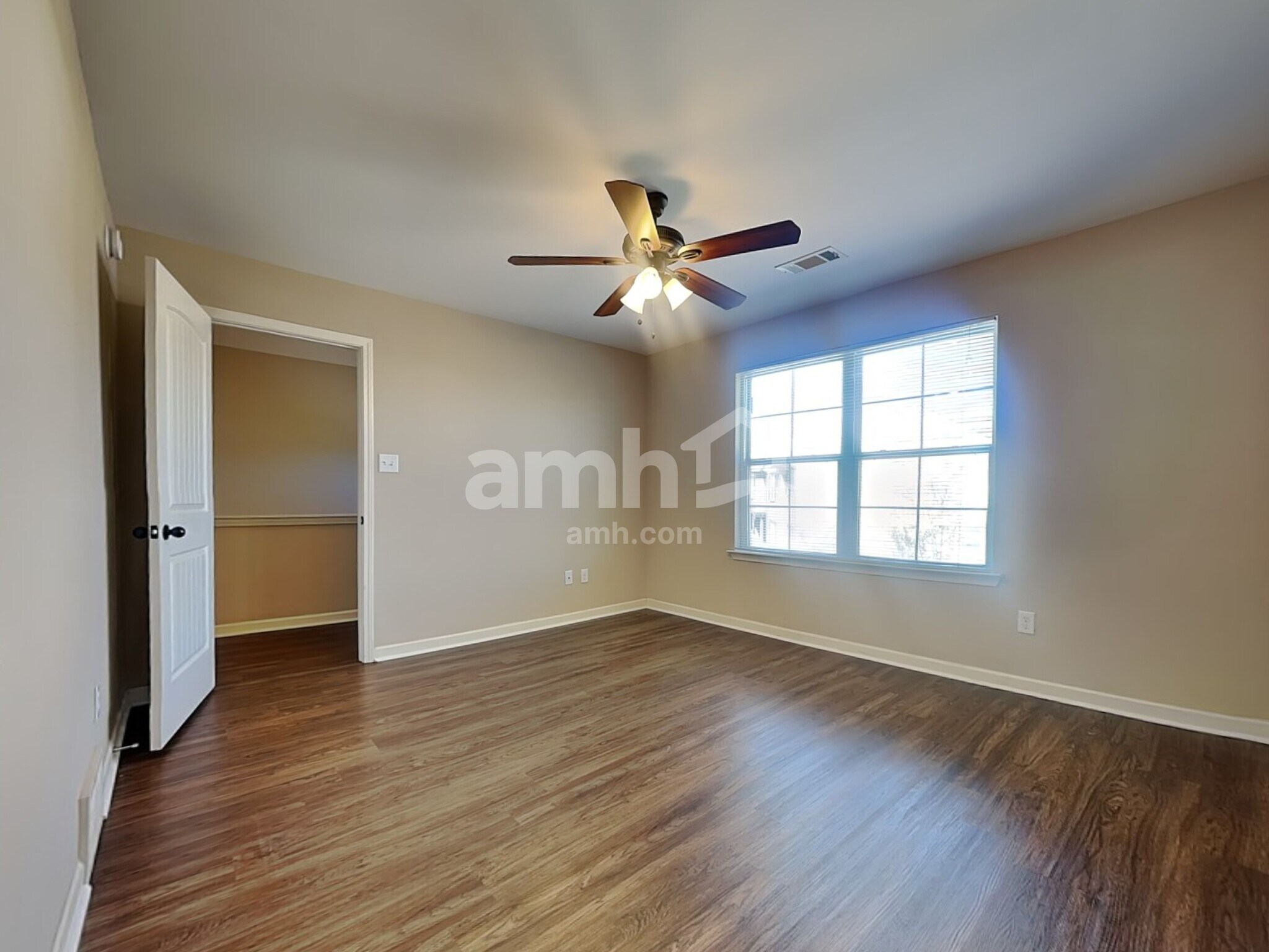 Building Photo - 1229 Carlton Ridge Dr