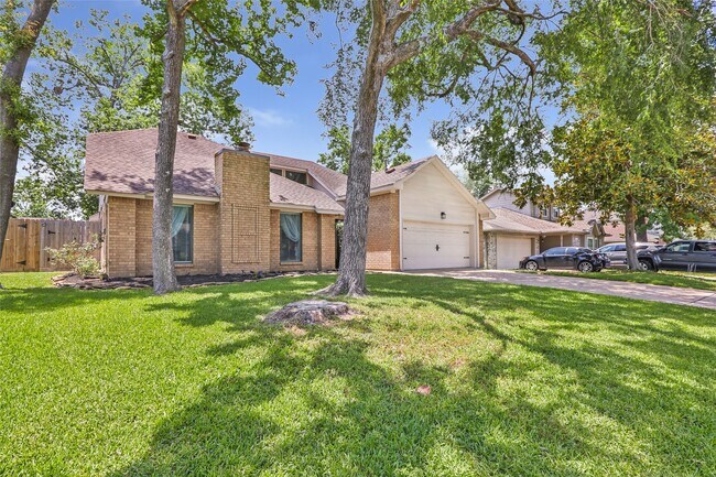 Building Photo - 19011 Sandia Pines Dr