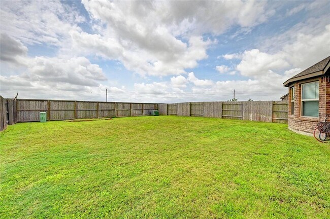 Building Photo - 23847 Northwood Terrace Ln
