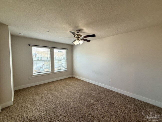 Building Photo - 1559 Iroquois Ct