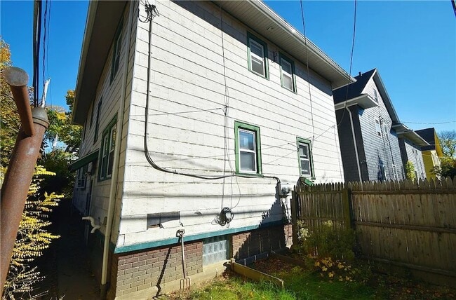 Building Photo - 61 Morningside Park