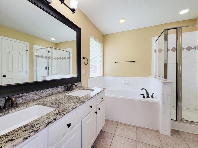 Building Photo - 21123 Amber Crossing Dr